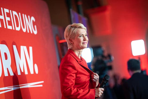 Minister-President and SPD lead candidate Manuela Schwesig, around 6:20 p.m., at the SPD election party in the Orangery of Schwerin Castle; Election Night, 2026 State Election, Mecklenburg-Western Pomerania, Schwerin, Mecklenburg-Western Pomerania, Germany; Schwerin Castle and surrounding area