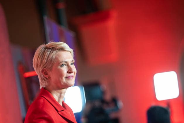 Minister-President and SPD lead candidate Manuela Schwesig, around 6:20 p.m., at the SPD election party in the Orangery of Schwerin Castle; Election Night, 2026 State Election, Mecklenburg-Western Pomerania, Schwerin, Mecklenburg-Western Pomerania, Germany; Schwerin Castle and surrounding area