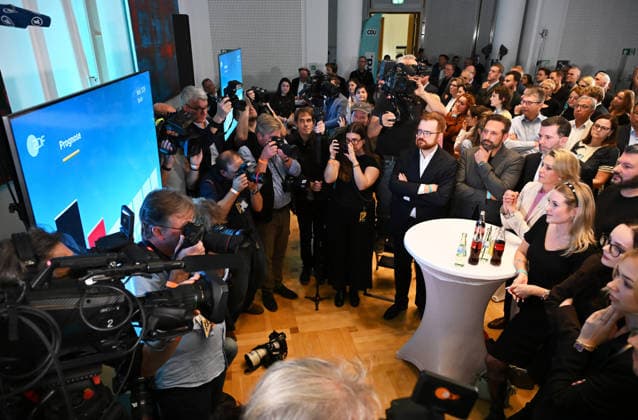 CDU election night event in Berlin BERLIN, GERMANY - SEPTEMBER 20: CDU lead candidate Stefan Evers and party members follow the election results at the Berlin House of Representatives in Berlin, Germany, on September 20, 2026. Volodymyr Sindieiev Anadolu Berlin Germany. Editorial use only. Please get in touch for any other usage.  Copyright: x2026xAnadoluxVolodymyrxSindieievx