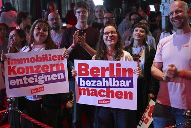 Elif Eralp s Left Party on course for historic win in German capital BERLIN, GERMANY - SEPTEMBER 20: Die Linke (The Left Party) lead candidate for Berlin Governing Mayor Elif Eralp celebrates with party supporters at the party headquarters, Karl-Liebknecht-Haus, in Berlin, Germany, on September 20, 2026. According to initial exit polls in the Berlin House of Representatives (Abgeordnetenhaus) election, Die Linke secured first place with 24.5 percent of the vote. Halil Sagirkaya Anadolu Berlin Germany. Editorial use only. Please get in touch for any other usage.  Copyright: x2026xAnadoluxHalilxSagirkayax