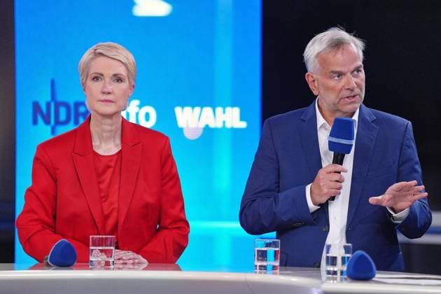 Schwerin, Mecklenburg-Western Pomerania, Germany, September 20, 2026 Election campaign studio in front of Schwerin Castle 2026 State Election in Mecklenburg-Western Pomerania Minister-President Manuela Schwesig, SPD, and Leif Erik Holm, AfD Photo by Marcus Brandt, Pool Copyright: xMarcusxBrandt,xPool dtsxNachrichtenagenturx dts_135504