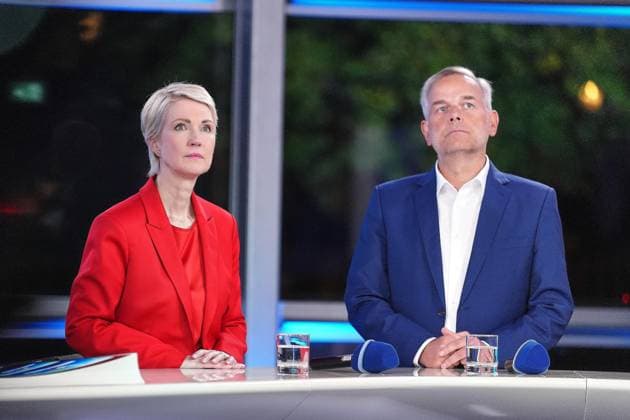 Schwerin, Mecklenburg-Western Pomerania, Germany, September 20, 2026 Election campaign studio in front of Schwerin Castle 2026 State Parliamentary Election in Mecklenburg-Western Pomerania Minister-President Manuela Schwesig, SPD, and Leif Erik Holm, AfD Photo by Marcus Brandt, Pool Copyright: xMarcusxBrandt,xPool dtsxNachrichtenagenturx dts_135522