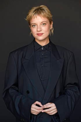 Jella Haase from the Krux Cast during an exclusive photo shoot at the 74th San Sebastián International Film Festival (Festival Internacional de Cine de San Sebastián) at the Hotel Maria Cristina in San Sebastián, September 20, 2026 Foto:xC.xNiehausx xFuturexImagex krux_6942