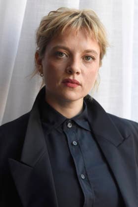 Jella Haase from the Krux Cast during an exclusive photo shoot at the 74th San Sebastián International Film Festival (Festival Internacional de Cine de San Sebastián) at the Hotel Maria Cristina in San Sebastián, September 20, 2026 Foto:xC.xNiehausx xFuturexImagex krux_6955