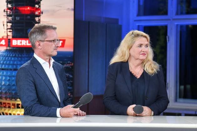 Berlin, Germany, September 20, 2026 Berlin House of Representatives 2026 Election Alexander King (BSW) and Kristin Brinker (AfD) Copyright: xdtsxNachrichtenagenturx dts_135619