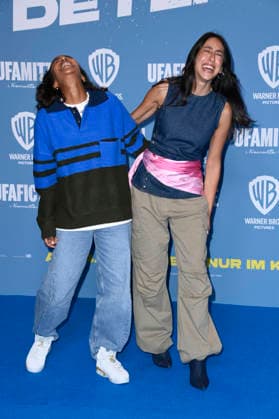 Hadnet Tesfai and Melissa Khalaj at the premiere of the movie *Emil and the Detectives* at the KulturBrauerei Berlin movie theater, September 20, 2026 Foto:xN.xKubelkax xFuturexImagex emil_6899