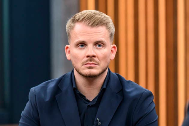 Pictured, from left: Tim Klüssendorf, SPD Secretary General, GER, Berlin, studio, guest on Caren Miosga’s political talk show, TV program, Das Erste, from Studio 20 in Berlin-Adlershof, Topic: After the Elections in Berlin and Mecklenburg-Western Pomerania, September 20, 2026, Copyright: HMBxMedia UwexKoch