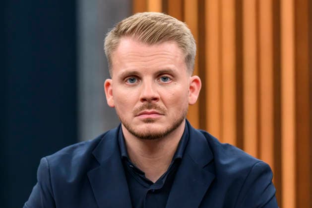 Pictured, from left: Tim Klüssendorf, SPD Secretary General, GER, Berlin, studio, guest on Caren Miosga’s political talk show, TV program, Das Erste, from Studio 20 in Berlin-Adlershof, Topic: After the Elections in Berlin and Mecklenburg-Western Pomerania, September 20, 2026, Copyright: HMBxMedia UwexKoch