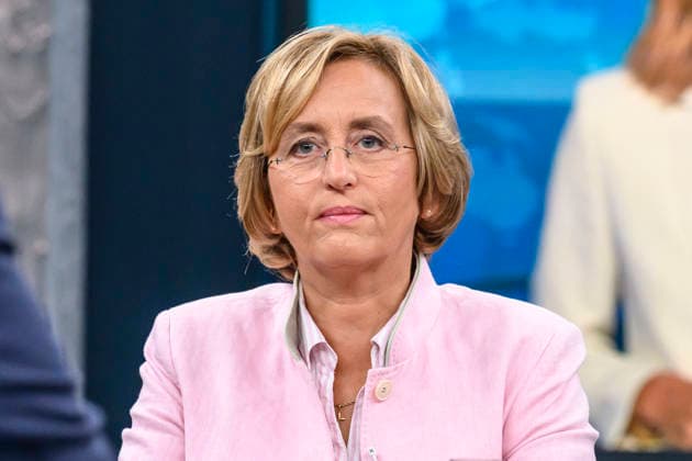 Pictured from left: Beatrix von Storch, deputy chair of the AfD parliamentary group, GER, Berlin, studio, guest on Caren Miosga’s political talk show, TV, program, Das Erste, from Studio 20 in Berlin-Adlershof, topic: After the Elections in Berlin and Mecklenburg-Western Pomerania, September 20, 2026, Copyright: HMBxMedia UwexKoch