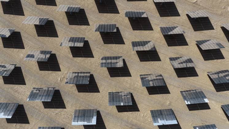 GOLMUD, CHINA - SEPTEMBER 19: A molten salt tower solar power station generates energy on the Gobi Desert on September 19, 2026 in Golmud, Qinghai Province of China. The facility utilizes concentrated solar power technology to produce renewable electricity.  Copyright: xVCGx 111668318921