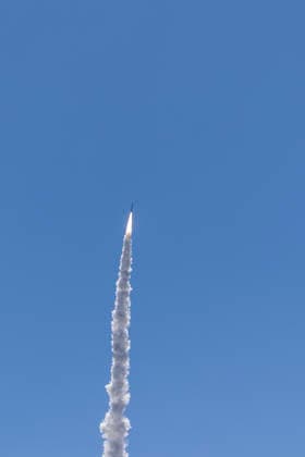 JIUQUAN, CHINA - SEPTEMBER 20: A Lijian-1 Y18 carrier rocket carrying nine satellites blasts off from the Dongfeng commercial space innovation pilot zone on September 20, 2026 in northwest China. The satellites were carried by a Lijian-1 Y18 carrier rocket and have entered their planned orbits.  Copyright: xVCGx 111668296304