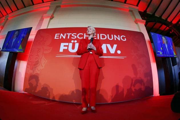 Schwerin, Mecklenburg-Western Pomerania, Germany, September 20, 2026 Orangery at Schwerin Palace SPD election party for the 2026 state election in Mecklenburg-Western Pomerania Manuela Schwesig at the SPD election party Copyright: xdtsxNachrichtenagenturx dts_135467