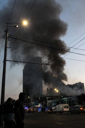 Black smoke rises above a shopping mall damaged by a Russian attack in Dnipro, Ukraine, September 19, 2026. The strike caused a fire at the shopping centre. At least two people were injured. (Photo by Mykola Miakshykov Ukrinform) Russians strike shopping mall in Dnipro  Copyright: xMykolaxMiakshykovx