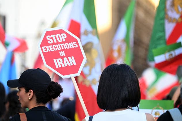 September 19, 2026, Florence, Italia, Italy: Demonstration organized by Iranians in Italy against the Iranian regime and in memory of Mahsa Amini, Florence, September 19, 2026 Florence Italy  - ZUMAa289 20260919_zia_a289_148 Copyright: xAleandroxBiagiantix xAgfx