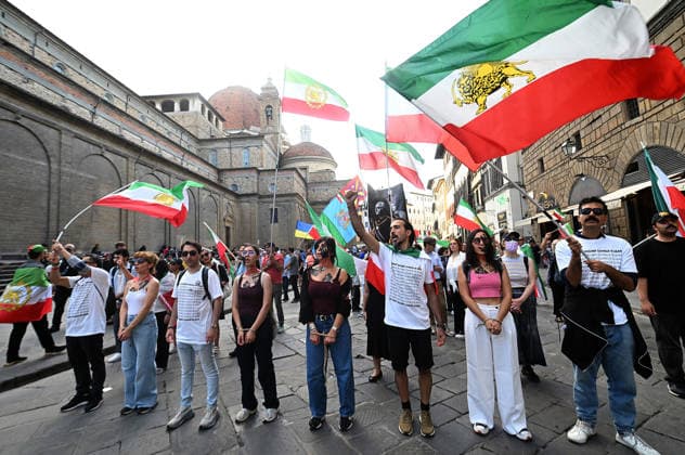 September 19, 2026, Florence, Italia, Italy: Demonstration organized by Iranians in Italy against the Iranian regime and in memory of Mahsa Amini, Florence, September 19, 2026 Florence Italy  - ZUMAa289 20260919_zia_a289_150 Copyright: xAleandroxBiagiantix xAgfx