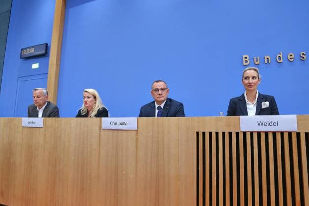 Berlin, Germany, September 21, 2026 Federal Press Conference: AfD—Impact of the State Elections in Berlin and Mecklenburg-Western Pomerania on Federal Politics Leif Erik Holm, AfD candidate for the office of Minister-President in Mecklenburg-Western Pomerania, Kristin Brinker, AfD lead candidate for Berlin, and AfD chairpersons Tino Chrupalla and Alice Weidel, Copyright: xdtsxNachrichtenagenturx dts_135727