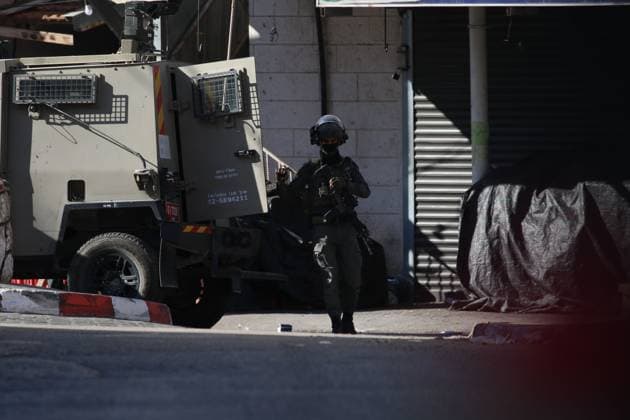 Israeli Forces Started Large-Scale Military Operation In Biddu BIDU, PALESTINE SEPTEMBER 21, 2026: Israeli forces continued a large-scale military operation in the town of Biddu, northwest of occupied Jerusalem, with raids on homes, searches, arrests and field interrogations. The operation began at around 1:00 AM, according to local sources. Israeli forces raided the home of a Palestinian man accused of carrying out the Nabi Saleh attack, taking measurements and digging into parts of the walls in preparation for a possible demolition or explosion, according to local reports. His family home was also raided, and his father and other family members were detained. Israeli forces also seized a house belonging to a resident and converted it Copyright: x xSalmanxMohsenxAlkhatibx xJNAxPressx