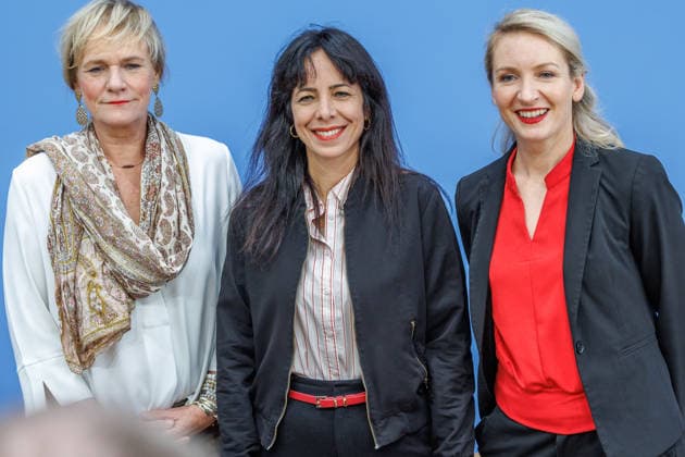 Impact of the State Elections in Berlin: Ines Schwerdtner, Chair of the Left Party; Elif Eralp, mayoral candidate in Berlin for the Left Party; Simone Oldenburg, lead candidate for Die Linke in Mecklenburg-Western Pomerania, on the topic of the impact of the state elections in Berlin and Mecklenburg-Western Pomera