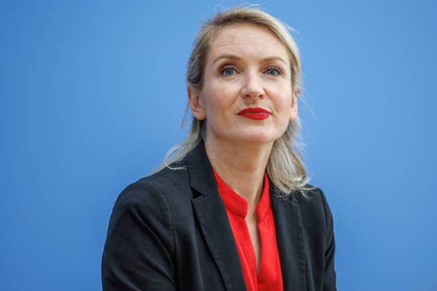 Impact of the State Elections in Berlin: Ines Schwerdtner, Chair of the Left Party; Elif Eralp, mayoral candidate in Berlin for the Left Party; Simone Oldenburg, lead candidate for Die Linke in Mecklenburg-Western Pomerania, on the topic of the impact of the state elections in Berlin and Mecklenburg-Western Pomera