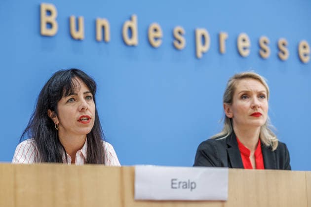 Impact of the State Elections in Berlin: Ines Schwerdtner, Chair of the Left Party; Elif Eralp, mayoral candidate in Berlin for the Left Party; Simone Oldenburg, lead candidate for Die Linke in Mecklenburg-Western Pomerania, on the topic of the impact of the state elections in Berlin and Mecklenburg-Western Pomera