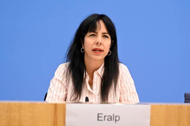 ABB BPK Elif Eralp, mayoral candidate in Berlin for the party Die Linke Topic: Die Linke—Impact of the state elections in Berlin and Mecklenburg-Western Pomerania on federal politics Statement at the BPK Federal Press Conference on September 21, 2026, in Berlin, Berlin, Germany