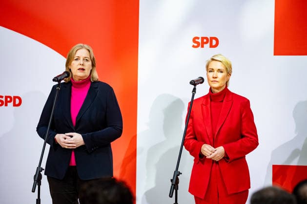 SPD Party Chair Bärbel Bas and the SPD s top candidate in Mecklenburg-Western Pomerania, Manuela Schwesig, at a press conference at the Willy Brandt House in Berlin on September 21, 2026: Reactions to the state elections in Mecklenburg-Western Pomerania and Berlin