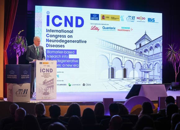 Queen Sofía presides over the opening ceremony of the International Congress on Neurodegenerative Diseases in Seville. The mayor of Seville, José Luis Sanz, speaks at the opening ceremony of the International Congress on Neurodegenerative Diseases. September 21, 2026, in Seville, Andalusia, Spain September 21, 2026 María José Ló Seville, Andalusia, Spain Seville, Andalusia, Spain Spain  Copyright: xMariaxJosÃ xLopezx 7789878