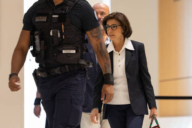 Hearing of Rachida Dati during her trial on corruption charges - Paris Former French culture minister Rachida Dati arrives for her hearing at the Paris courthouse for her trial on corruption charges, along with Former Renault-Nissan executive Carlos Ghosn, in Paris on September 21, 2026. Photo by Raphael Lafargue ABACAPRESS.COM Paris France  Copyright: xLafarguexRaphael ABACAx