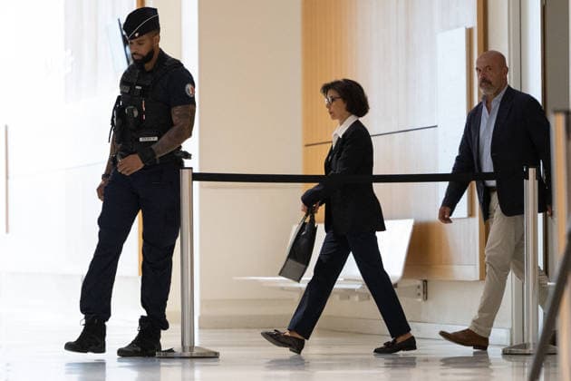 Hearing of Rachida Dati during her trial on corruption charges - Paris Former French culture minister Rachida Dati arrives for her hearing at the Paris courthouse for her trial on corruption charges, along with Former Renault-Nissan executive Carlos Ghosn, in Paris on September 21, 2026. Photo by Raphael Lafargue ABACAPRESS.COM Paris France  Copyright: xLafarguexRaphael ABACAx