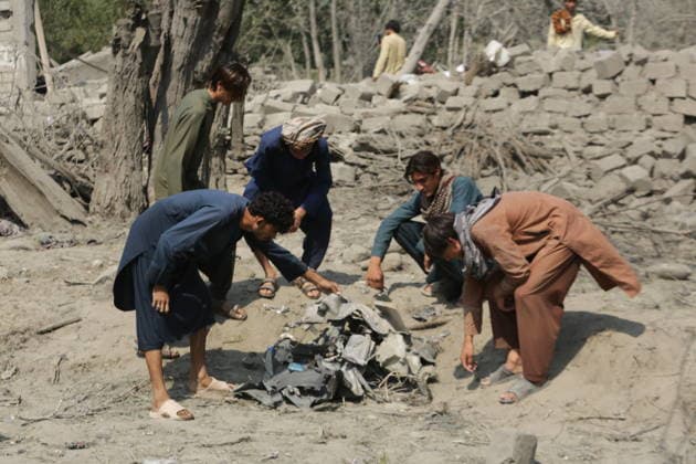 Pakistan says 37 militants killed, Kabul accuses Islamabad of killing 3 civilians KUNAR, AFGHANISTAN - SEPTEMBER 21: Afghans inspect damage following overnight Pakistani airstrikes in Nurgal district of Kunar province, eastern Afghanistan, on September 21, 2026. Pakistan claimed to have killed 37 militants along its border with Afghanistan, while Kabul accused Islamabad of killing three civilians in overnight airstrikes. Shafiullah Kakar Anadolu Kunar Afghanistan. Editorial use only. Please get in touch for any other usage.  Copyright: x2026xAnadoluxShafiullahxKakarx