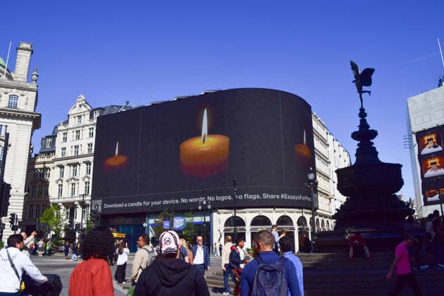 September 21, 2026, London, England, United Kingdom: The Piccadilly Lights screen in Piccadilly Circus displays candles and a message from the global movement Essays for Peace , marking the International Day of Peace. London United Kingdom - ZUMAv130 20260921_zip_v130_001 Copyright: xVukxValcicx