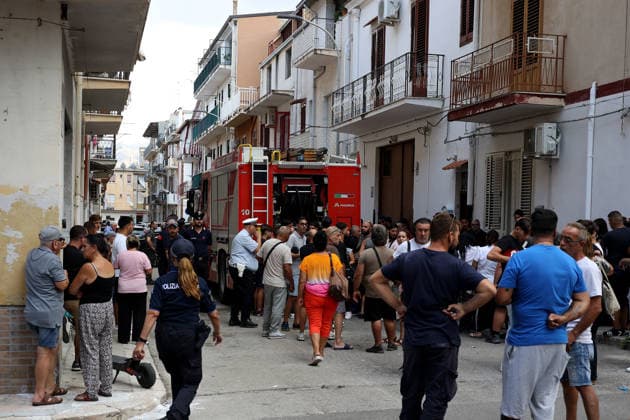 IPA88801473 - In the photo: Via Lorenzo Perosi in Partinico, where the tragedy unfolded and a mother and son lost their lives due to fumes from a storage tank; The mother, 43-year-old Rosalia La Manna, was the first to climb down into the tank; her son, 21-year-old Vincenzo TroÃ¬a, seeing that his mother had not come back up, climbed down as well and also fell victim to the fumes.  Copyright: xAlbertoxLoxBiancox xAlbertoxLoxBiancox IPA88801473