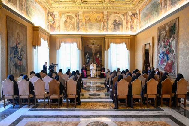 POPE LEO XIV PRIVATE AUDIENCE Italy, Rome, Vatican, 2026 9 21 Pope Leo XIV receives Participants in the Assembly of the Federation of Capuchin Poor Clares of Italy (in private audience at the Vatican. EDITORIAL USE ONLY - NO BOOKS Copyright: xVATICANxMEDIA xCatholicxPressxPhotox