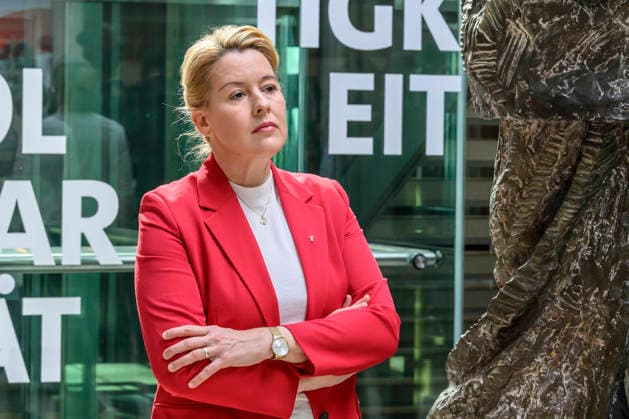 In the photo, from left: Franziska Giffey of the Berlin SPD, looking on, GER, Berlin, SPD press conference following the elections in Berlin and Mecklenburg-Western Pomerania (MV), in the atrium of the Willy Brandt House, Wilhelmstraße 141, 10963 Berlin, September 21, 2026, Copyright: HMBxMedia UwexKoch