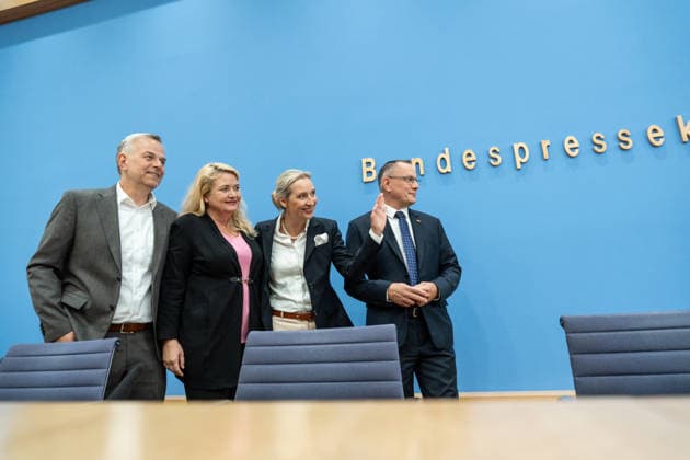 Alice Weidel, Federal Chairwoman of the AfD; Tino Chrupalla, Federal Chairman of the AfD; Leif Eric Holm, candidate for Minister-President in the Mecklenburg-Western Pomerania state election; and Kristin Brinker, lead candidate for the Berlin House of Representatives election, at the start of the Federal Press Confer