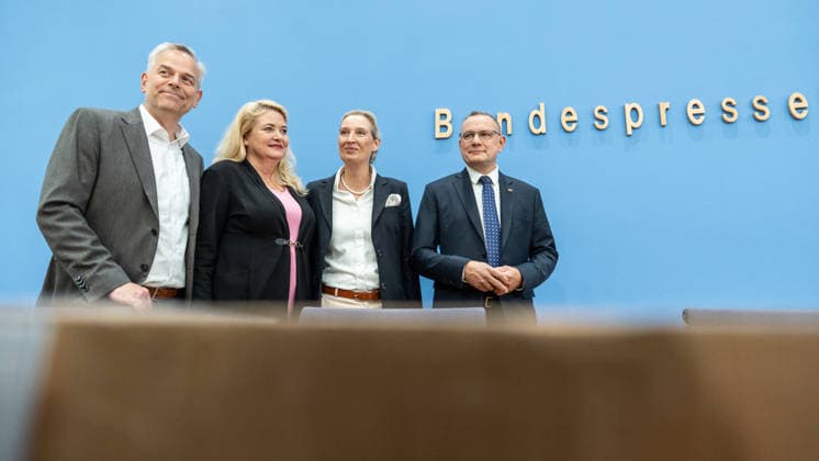 Alice Weidel, Federal Chairwoman of the AfD; Tino Chrupalla, Federal Chairman of the AfD; Leif Eric Holm, candidate for Minister-President in the Mecklenburg-Western Pomerania state election; and Kristin Brinker, lead candidate for the Berlin House of Representatives election, at the start of the Federal Press Confer