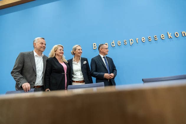 Alice Weidel, Federal Chairwoman of the AfD; Tino Chrupalla, Federal Chairman of the AfD; Leif Eric Holm, candidate for Minister-President in the Mecklenburg-Western Pomerania state election; and Kristin Brinker, lead candidate for the Berlin House of Representatives election, at the start of the Federal Press Confer