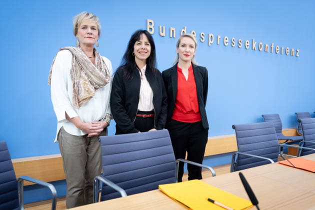 Federal Press Conference, The Left Berlin, BPK, The Left, Elections, Mecklenburg-Western Pomerania, Ines Schwerdtner, Chairwoman, Elif Eralp, mayoral candidate, Simone Oldenburg, lead candidate, Berlin, Berlin, GER