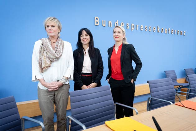 Federal Press Conference, The Left Berlin, BPK, The Left, Elections, Mecklenburg-Western Pomerania, Ines Schwerdtner, Chairwoman, Elif Eralp, mayoral candidate, Simone Oldenburg, lead candidate, Berlin, Berlin, GER