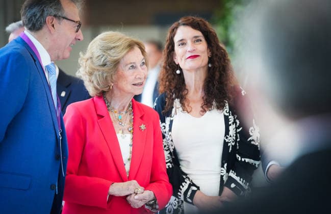 Queen Sofía Presides Over the Opening Ceremony of the International Congress on Neurodegenerative Diseases in Seville Queen Sofía, after presiding over the opening ceremony of the International Congress on Neurodegenerative Diseases in Seville September 21, 2026, in Seville, Andalusia, Spain September 21, 2026 María José Ló Seville, Andalusia, Spain Seville, Andalusia, Spain Spain  Copyright: xMariaxJosÃ xLopezx 7790162