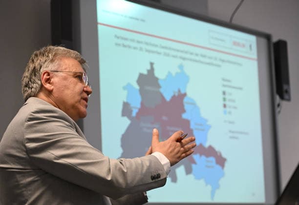 Press conference on the preliminary results of the 2026 Berlin elections BERLIN, GERMANY - SEPTEMBER 21: Berlin State Returning Officer Stephan Broechler speaks during a press conference about the preliminary results of the 2026 Berlin elections for the House of Representatives in Berlin on September 21, 2026. The election to the Berlin House of Representatives took place on September 20, 2026. Volodymyr Sindieiev Anadolu Berlin Germany. Editorial use only. Please get in touch for any other usage.  Copyright: x2026xAnadoluxVolodymyrxSindieievx