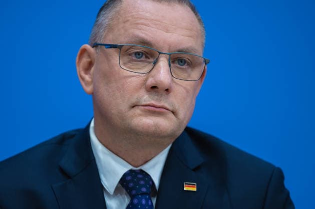 AfD: The Impact of the State Elections in Berlin and Mecklenburg-Western Pomerania on Federal Politics in Germany, Berlin, September 21, 2026. One day after the AfD’s successes in the state elections in Meckle
