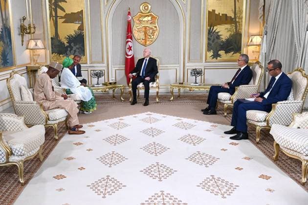 Tunisian President Receives Credentials of Three New Ambassadors Tunisian President Kais Saied presides over a ceremony to receive the credentials of newly appointed ambassadors Kolo Haruna Abubakar of Nigeria, Mohammed bin Abdullah bin Hamad Al-Buraithin of Saudi Arabia, and Mohamed El Hacen Boukhreiss of Mauritania at Carthage Palace in Tunis, Tunisia, on September 21, 2026. The three diplomats had previously presented copies of their credentials to Tunisia’s foreign ministry. Photo by Tunisian Presidency apaimages Tunis Tunis Tunisia 210926_Tunis_TPO_00(8) Copyright: xapaimagesxTunisianxPresidencyx xapaimagesx