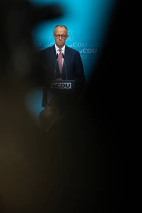 Chancellor Friedrich Merz appears before the press alongside the CDU’s top candidate for Berlin, Stefan Evers, at the Konrad Adenauer Haus Deutschland in Berlin on September 21, 2026. Following another historic election defeat for the CDU in Mecklenburg-Western Pomerania and poor results in the Berlin House of Representatives election, Ch