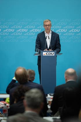 Chancellor Friedrich Merz, together with the CDU’s top candidate for Berlin, Stefan Evers, at the Konrad Adenauer Haus Deutschland in Berlin on September 21, 2026. Following another historic election defeat for the CDU in Mecklenburg-Western Pomerania and poor results in the Berlin House of Representatives election, Chancellor Friedrich M