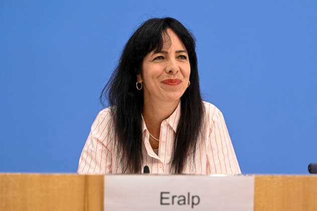 ABB BPK Elif Eralp, mayoral candidate in Berlin for the party Die Linke Topic: Die Linke—Impact of the state elections in Berlin and Mecklenburg-Western Pomerania on federal politics Statement at the BPK Federal Press Conference on September 21, 2026, in Berlin, Berlin, Germany