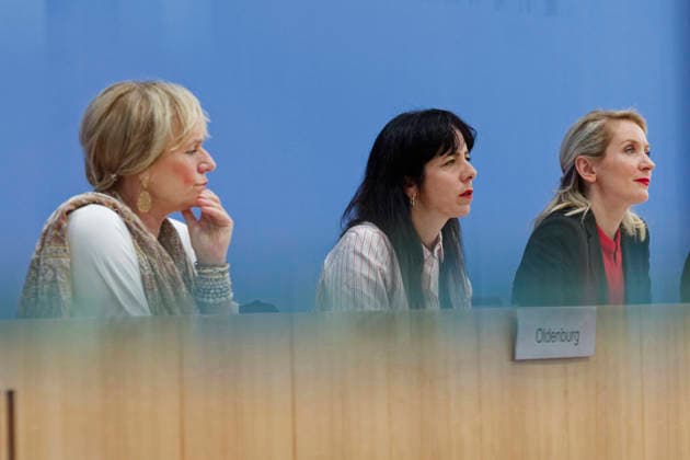 AfD Post-Election Analysis: Mecklenburg-Western Pomerania and Berlin, September 21, 2026, Germany, Berlin Federal Press Conference: Review of the state election in Mecklenburg-Western Pomerania and the Berlin House of Representatives election by the party Die Linke. Pictured from left: Simone Oldenburg, lead candidate f