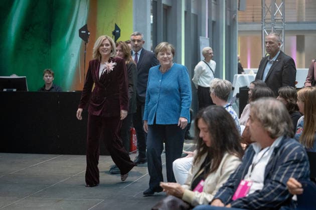 Art Exhibition, Marie Elisabeth Lüders House, Berlin; Former German Chancellor Angela Merkel; President of the Bundestag Julia Klöckner; Art Exhibition: Kokoschka, Adenauer, Warhol, Brandt—Extraordinary Encounters Between Art and Politics; Berlin, Berlin, GER
