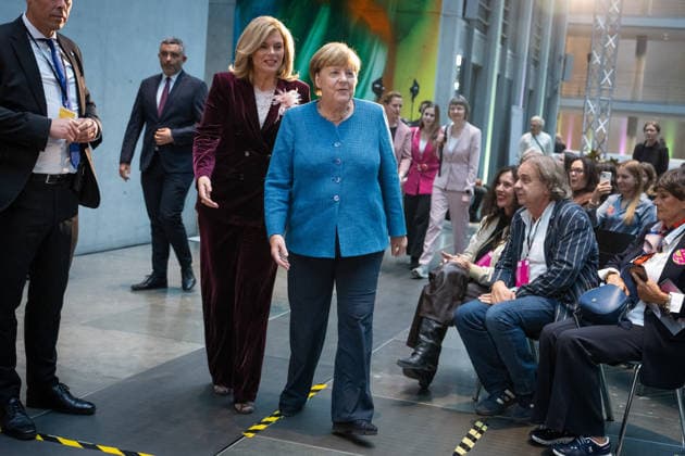Art Exhibition, Marie Elisabeth Lüders House, Berlin; Former German Chancellor Angela Merkel; President of the Bundestag Julia Klöckner; Art Exhibition: Kokoschka, Adenauer, Warhol, Brandt—Extraordinary Encounters Between Art and Politics; Berlin, Berlin, GER