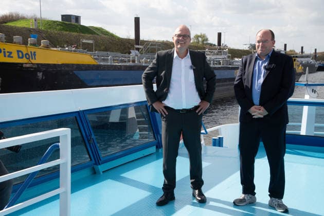 From left: Jochen OTT, lead candidate for the 2027 state legislative election; Markus BANGEN, CEO of Duisport Duisburger Hafen AG; Jochen OTT, SPD caucus leader in the North Rhine-Westphalia State Legislature; lead candidate for the 2027 state election, visits Duisport Duisburger Hafen AG to learn about the role of logistics in the